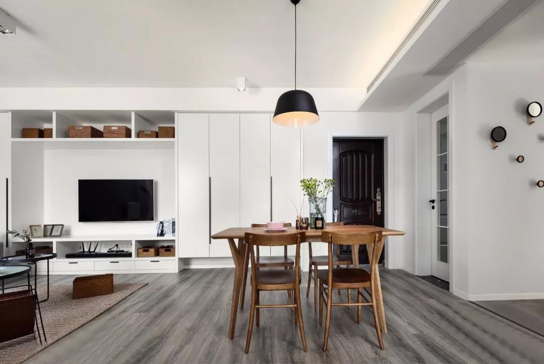 如何裝修設計可以擴大餐廳區域，豐富生活起居