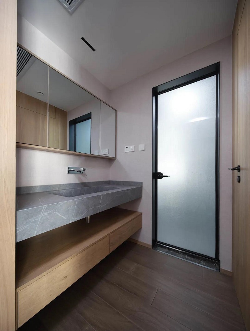 91平米二居室現代風，客餐廳吊頂一體設計，簡約大氣很耐看