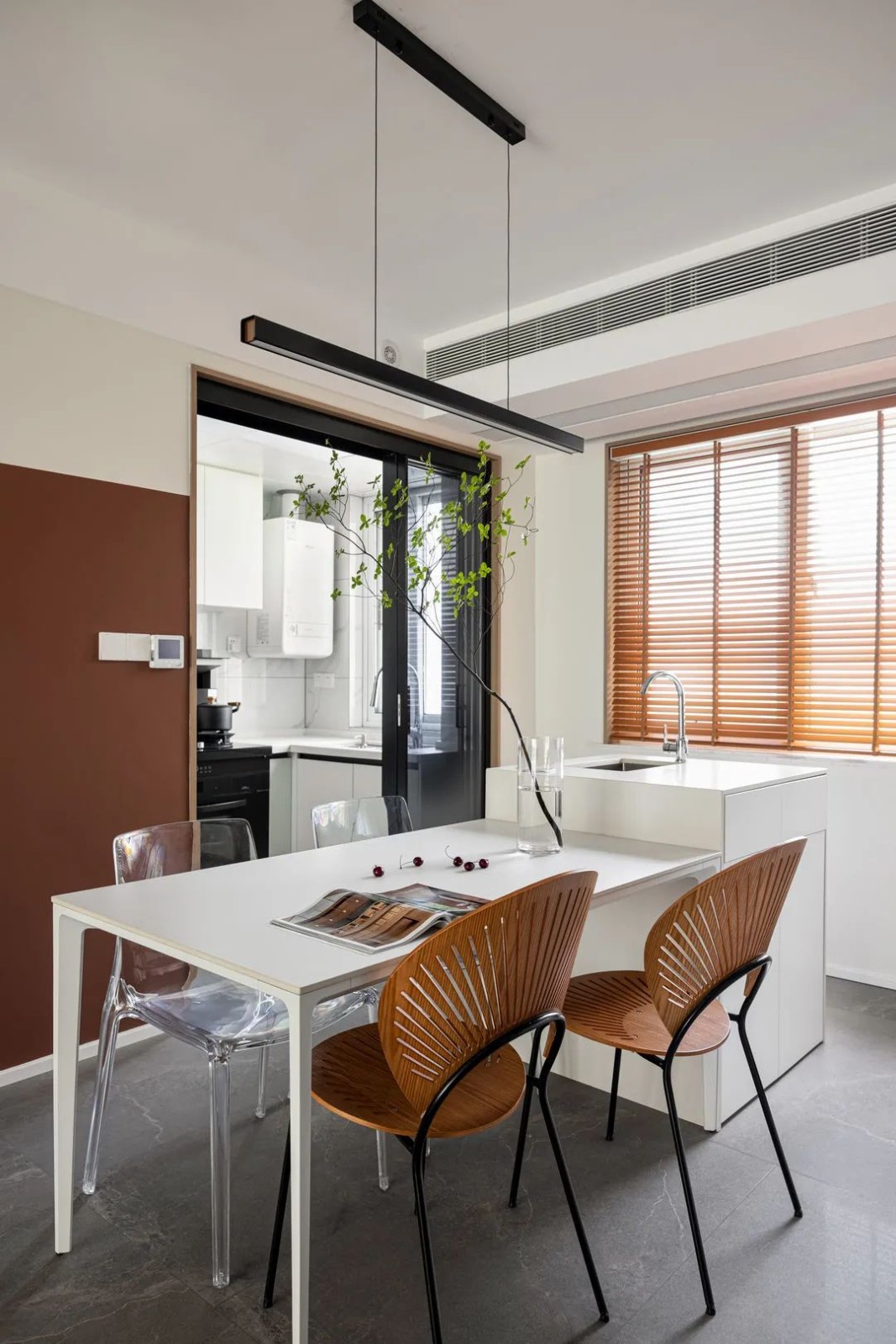 100平現(xiàn)代風(fēng)格三房裝修案例，對(duì)新家充滿期待