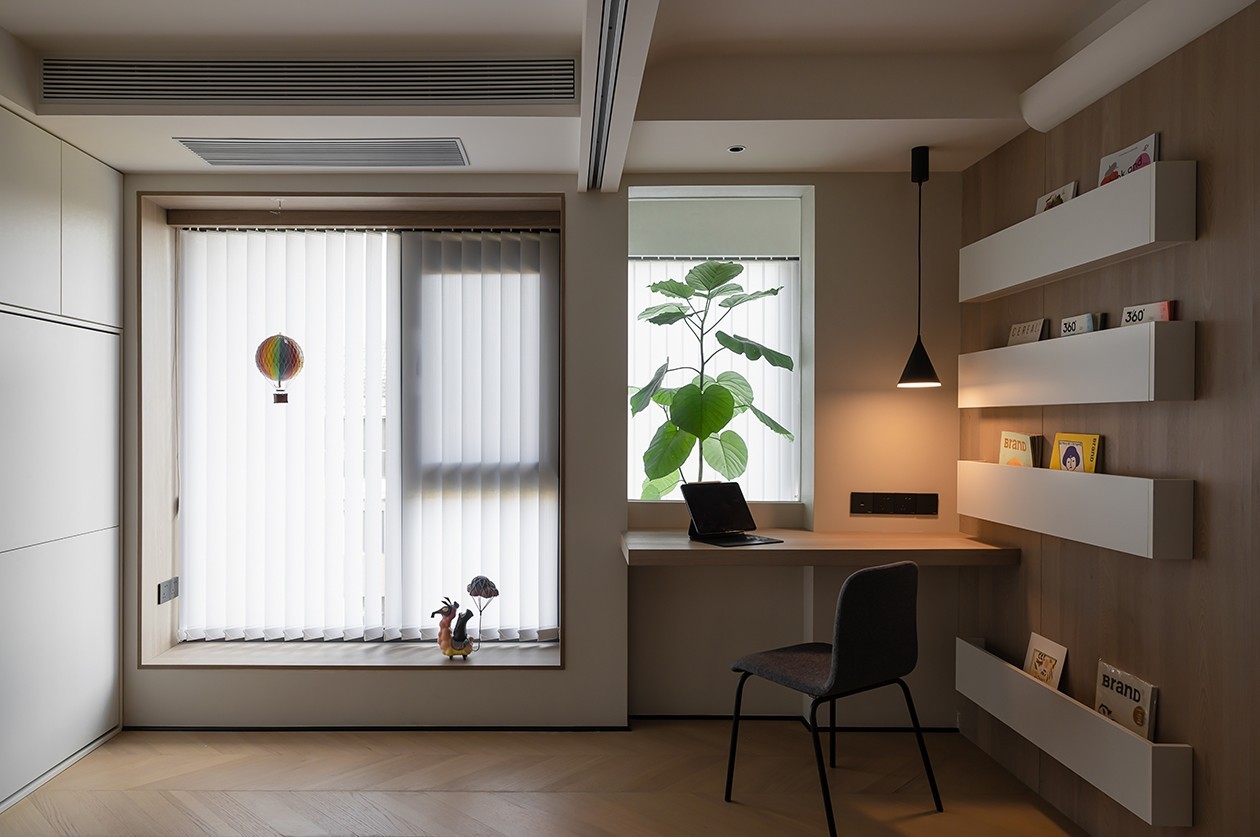 135㎡現代大平層裝修，充足的活動空間