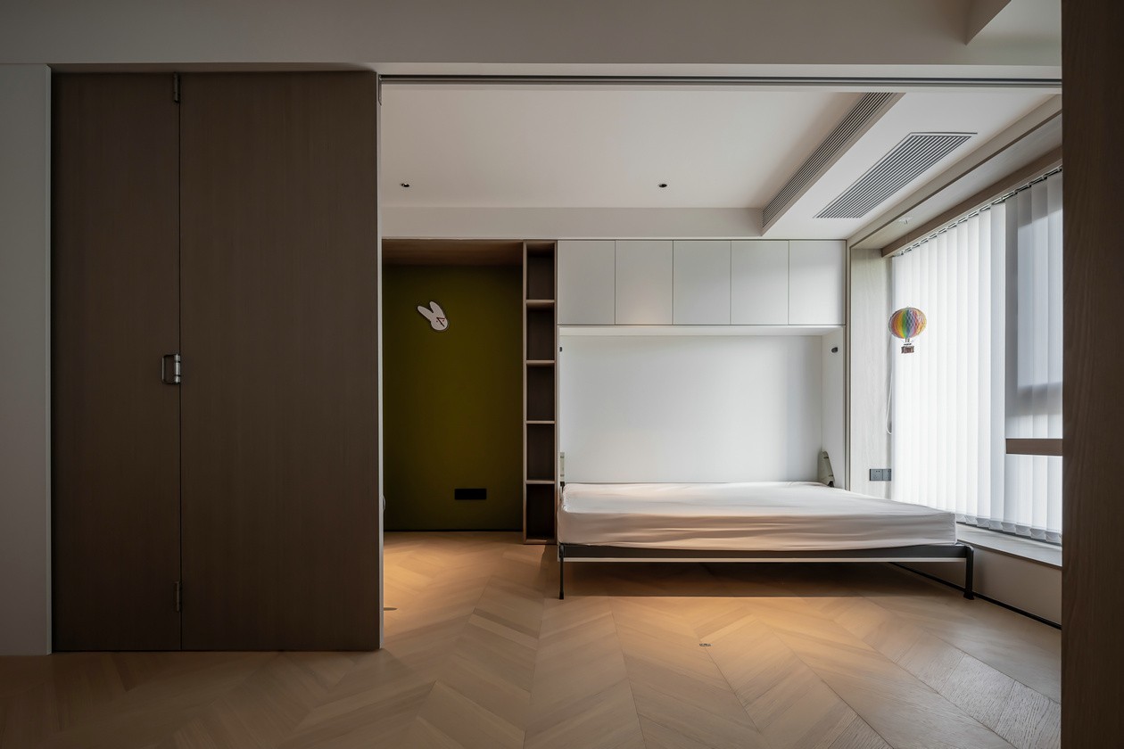 135㎡現代大平層裝修，充足的活動空間