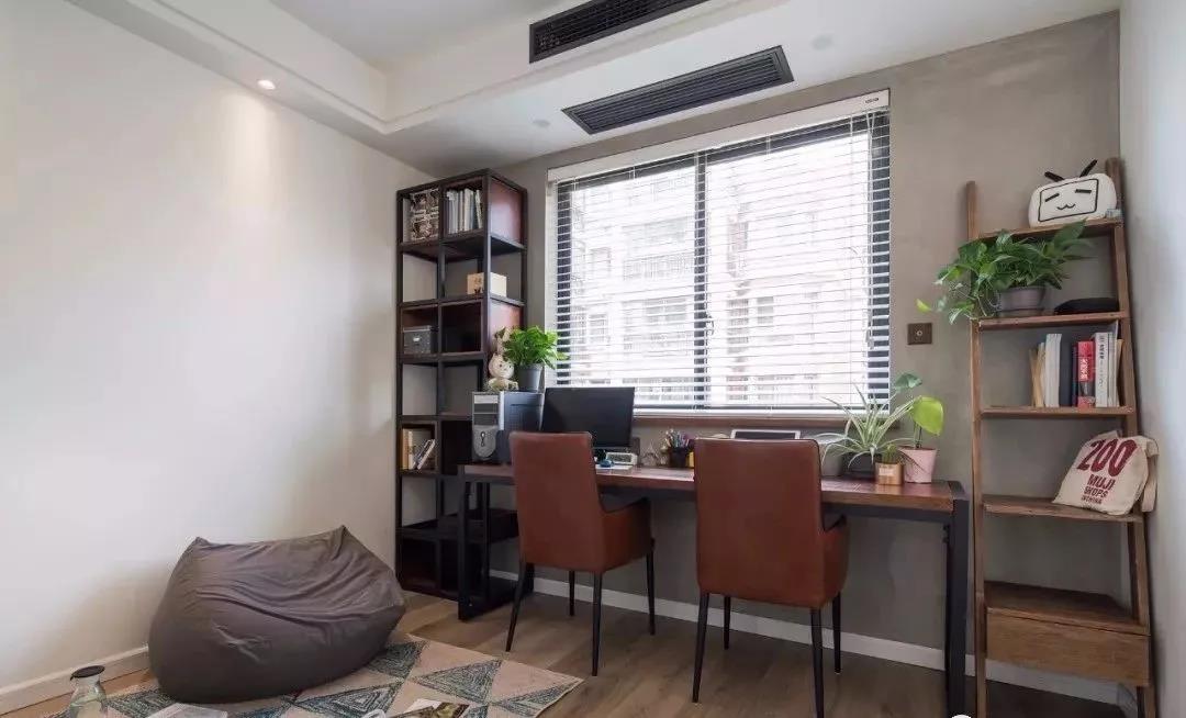 120㎡簡約溫馨風格新房裝修，陽臺落地窗效果